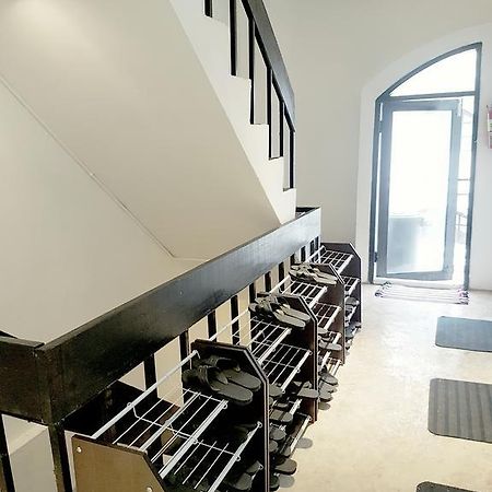 Seek Sleep Hostel Банкок Екстериор снимка